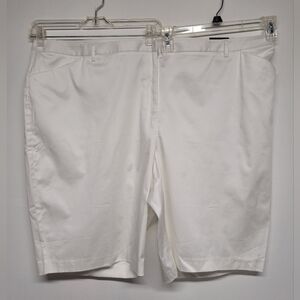 New Fashion Bug White Shorts Plus Sz 28W